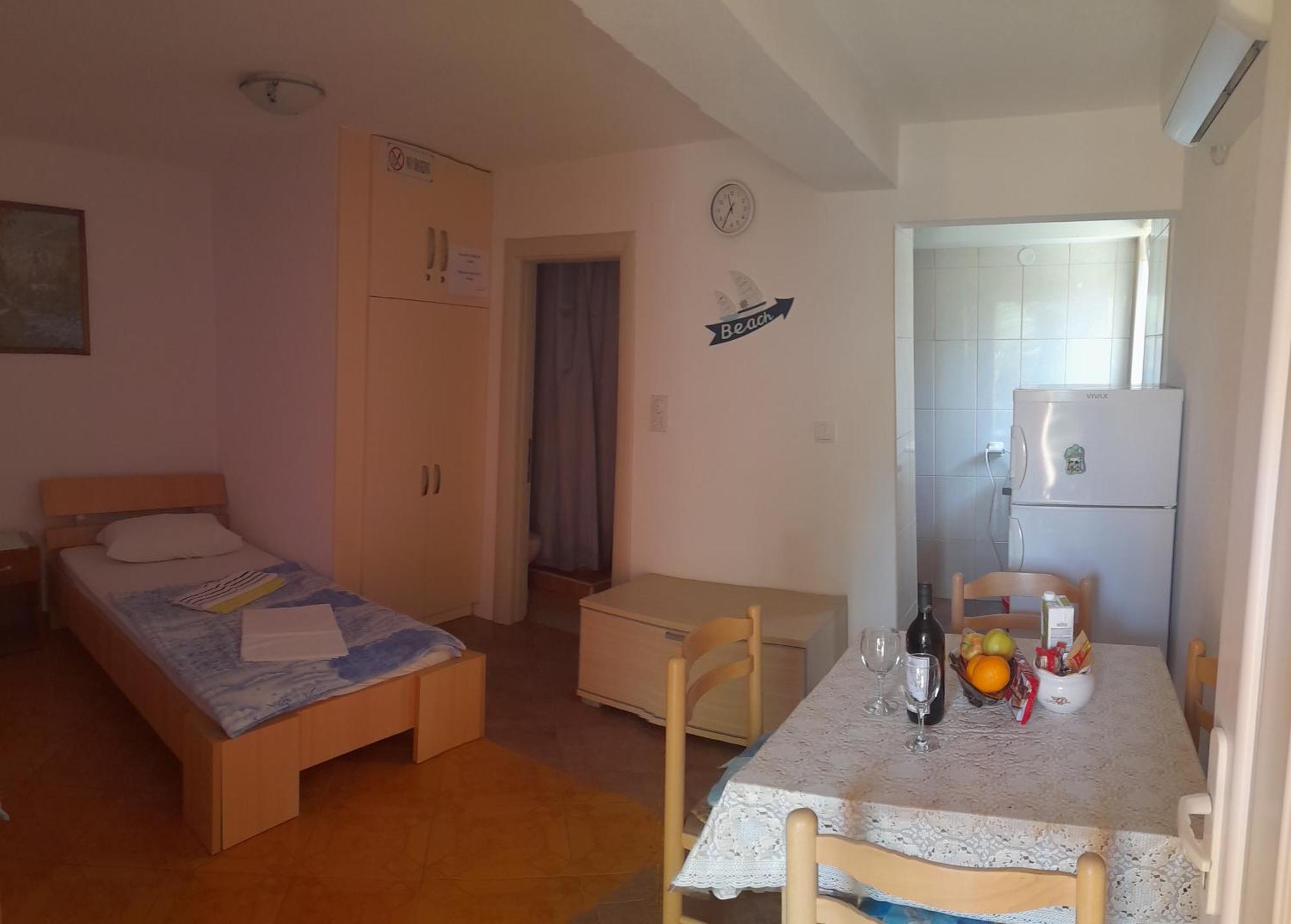 Apartments Kovacevic Petrovac Δωμάτιο φωτογραφία