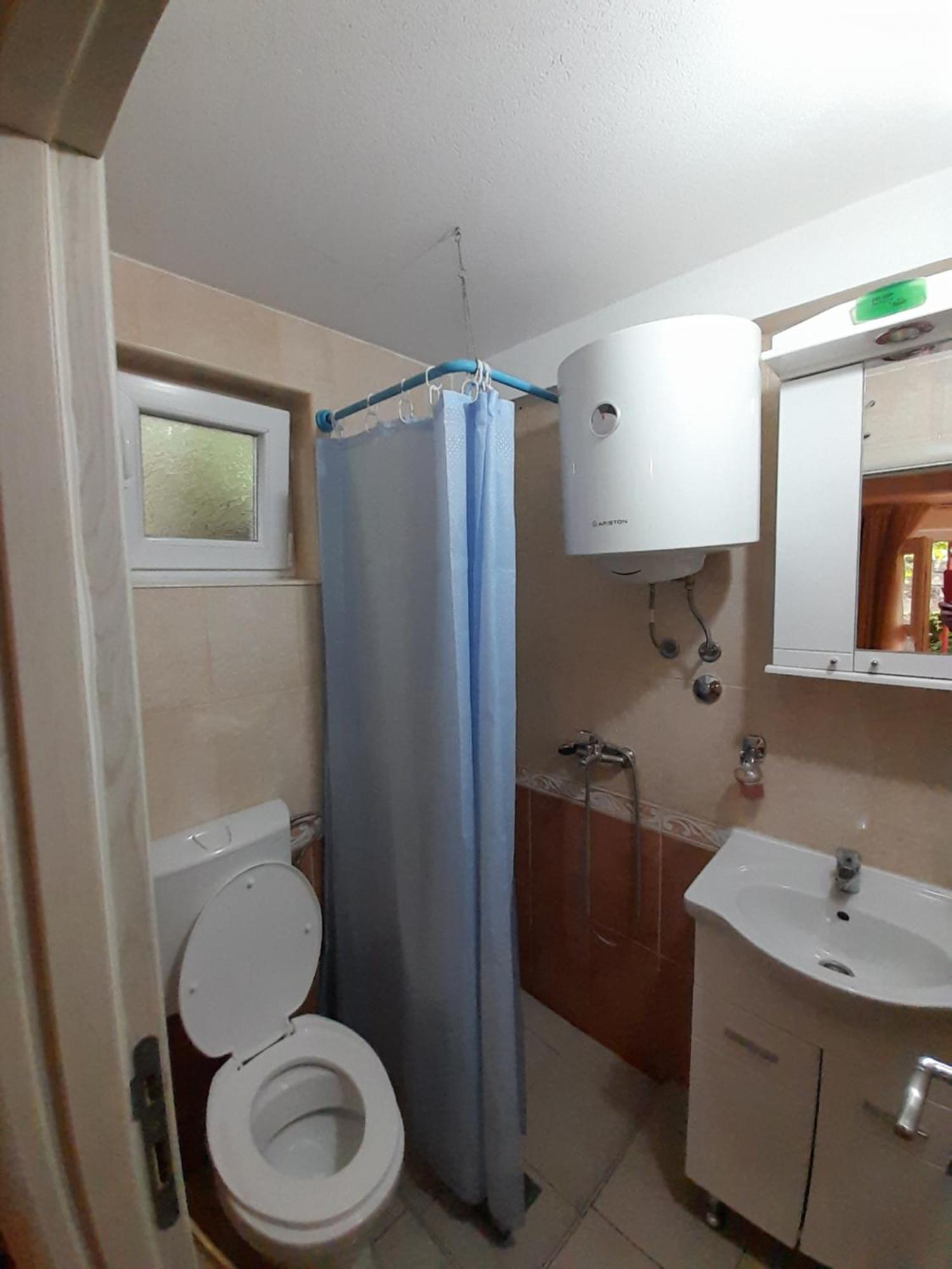 Apartments Kovacevic Petrovac Δωμάτιο φωτογραφία