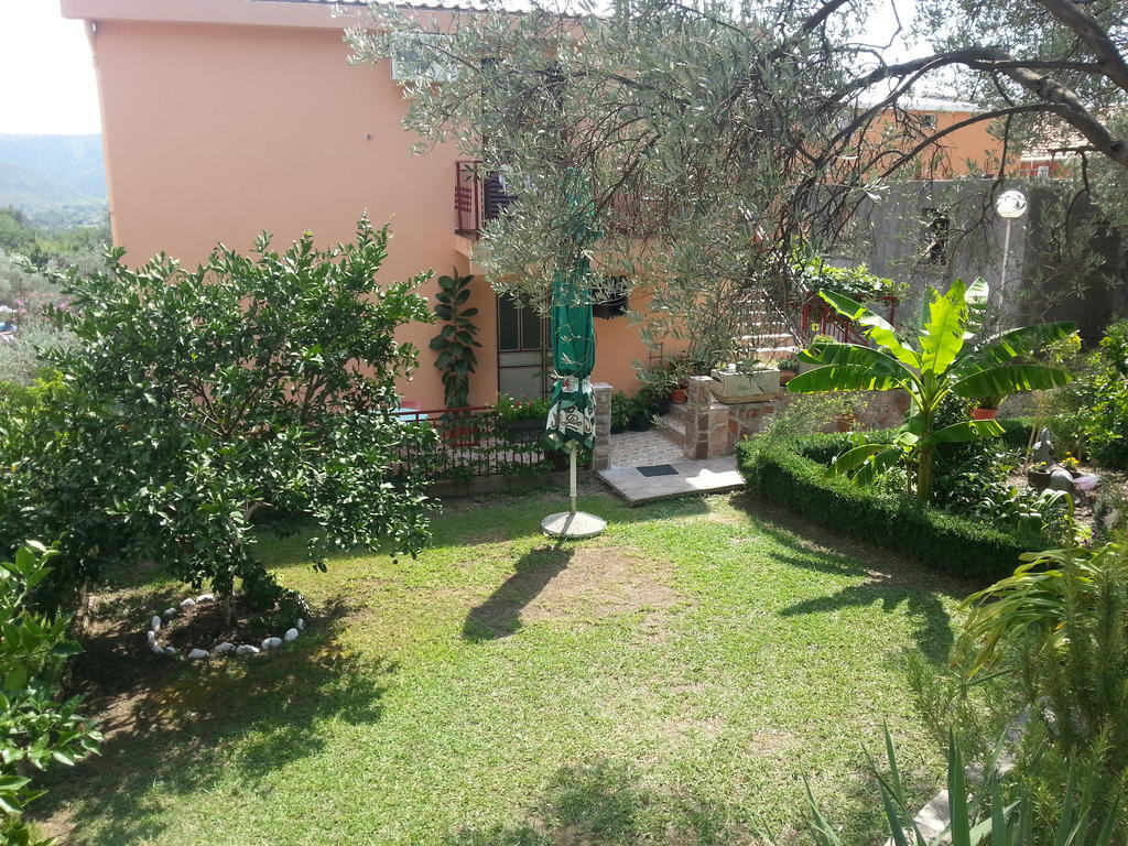 Apartments Kovacevic Petrovac Εξωτερικό φωτογραφία