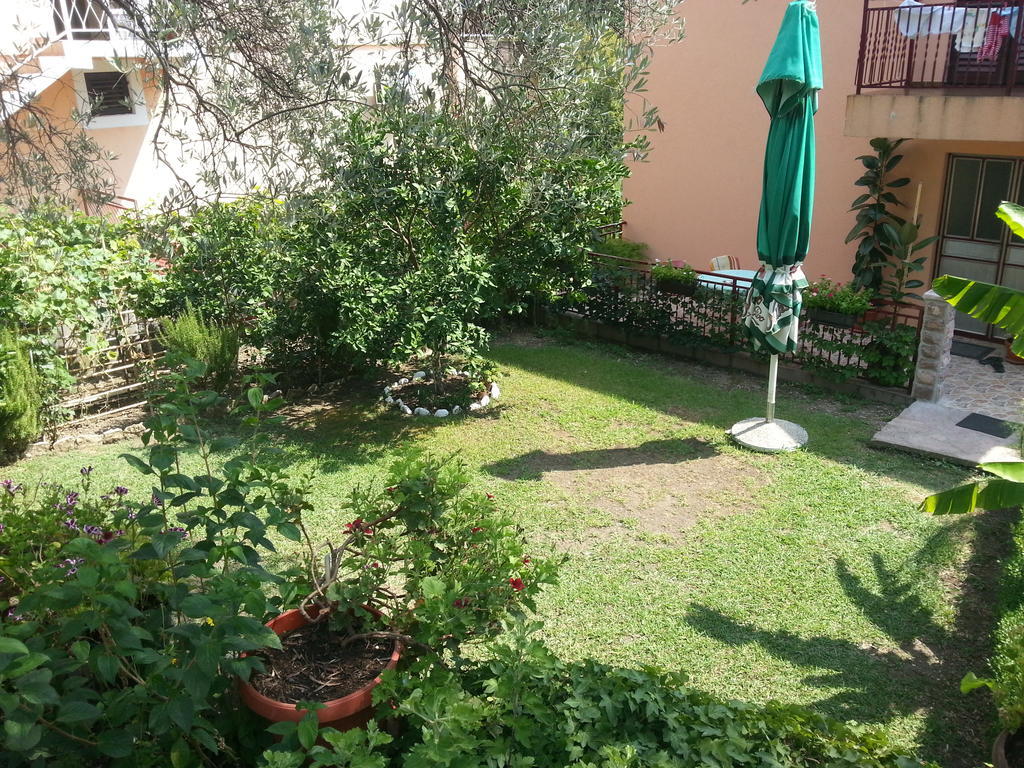 Apartments Kovacevic Petrovac Εξωτερικό φωτογραφία