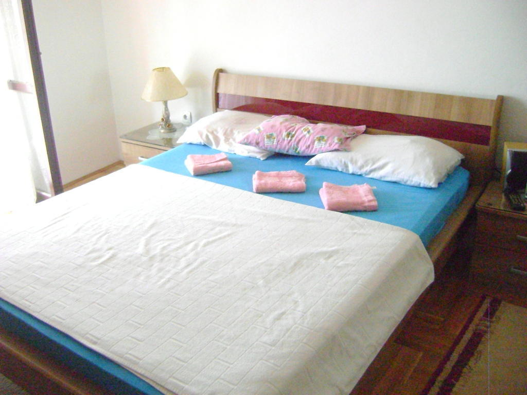 Apartments Kovacevic Petrovac Δωμάτιο φωτογραφία